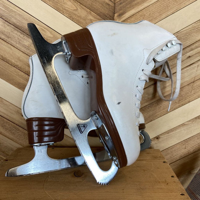 Jackson Mystique White figure Skate MSRP $170: white -children-youth 5