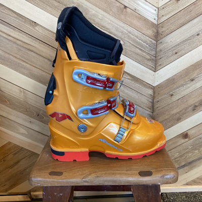 Nordica - Touring Ski Boots - MSRP $486: Orange --24-24.5