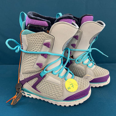 Thirtytwo- Woman's TM-2 Board Boot - MSRP $420.00: Grey Purple--7