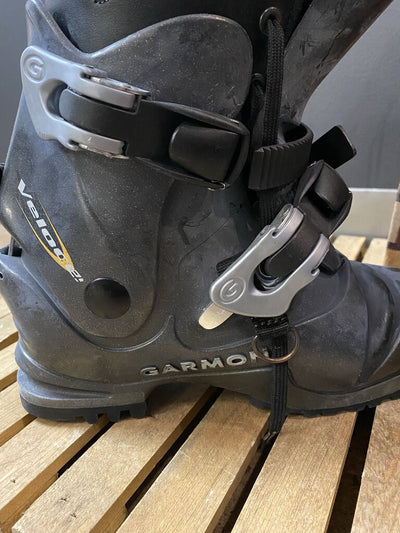 Garmont Veloce Telemark boots (modern!) MSRP $700: grey--9