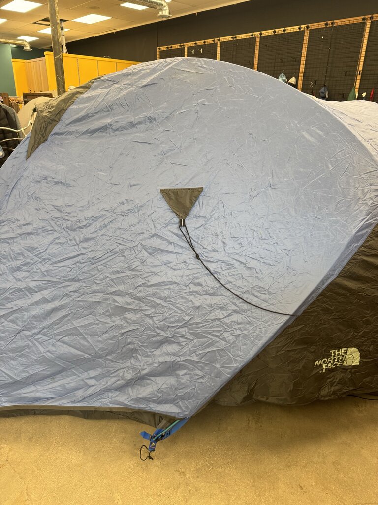 The North Face - BUG 33 Tent - MSPR compared $360: Blue--3