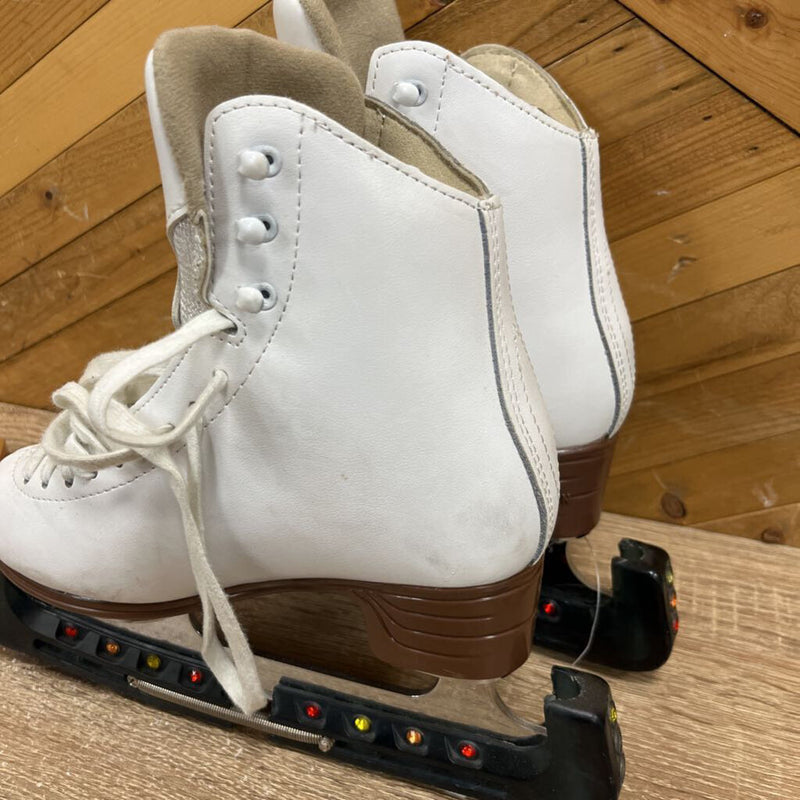 Jackson - Artist figure skate- MSRP $ 229: White -children-2 C