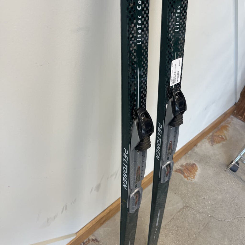 Peltonen Peregrine Backcountry XC Skis with NNN Bindings: Green--160