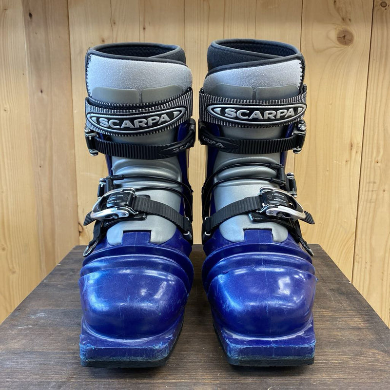 Scarpa T2 Tele Boots New $780: Blue--8