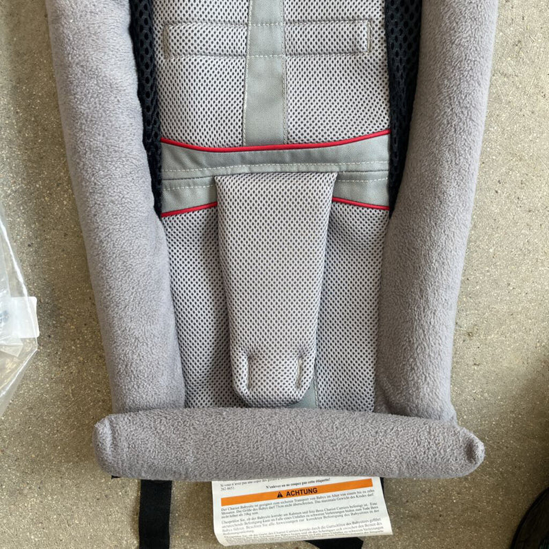 Thule - Chariot Infant Sling- MSRP $150: Grey -children-Infant