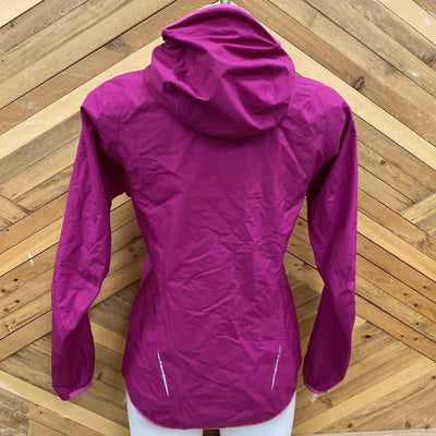 Arc'teryx - Women's Norvan Ultralight Gore-Tex Shell Jacket - MSRP $500: Pink-women-XS