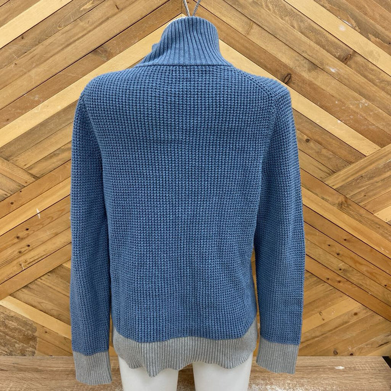 Patagonia- knit 1/4 zip pull over- MSRP compared $190: Blue/Grey -women-MD