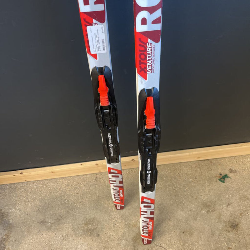 Rossignol - XTour Venture Waxless XC Skis - NNN Bindings - MSRP $190: red/white -children-140cm