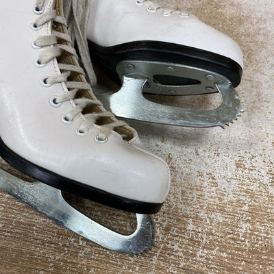 CCM - Figure Skates: White-women-W6