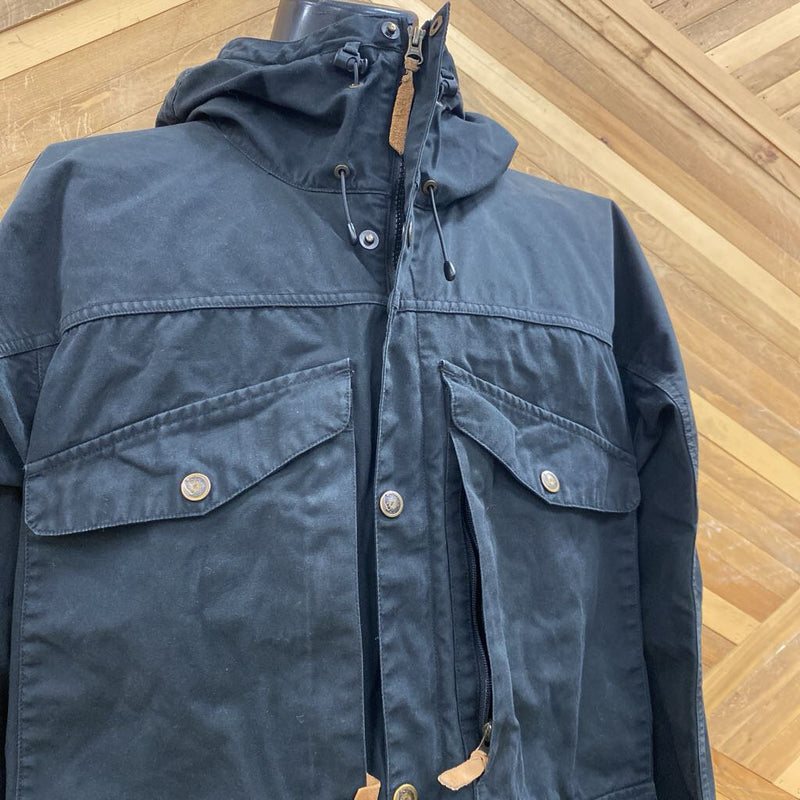 Fjallraven- vidda pro jacket- MSRP $290: Black -men-XL