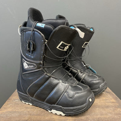 Burton - Women's Mint Snowboard Boots - MSRP $300: Black-women-W7