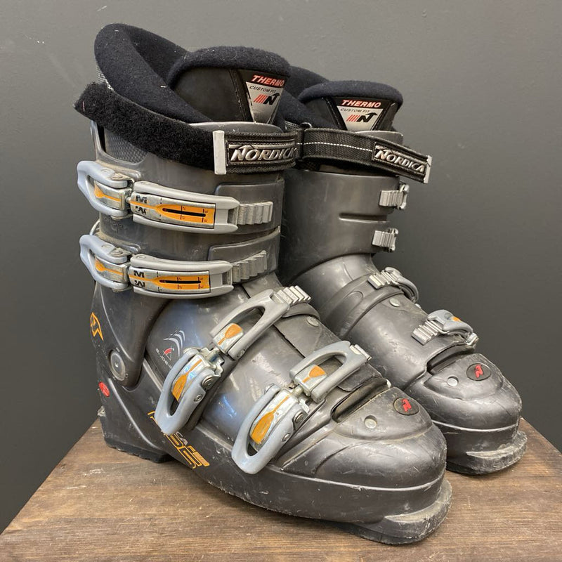 Nordica - F25 Downhill Ski boots: Grey--27.5