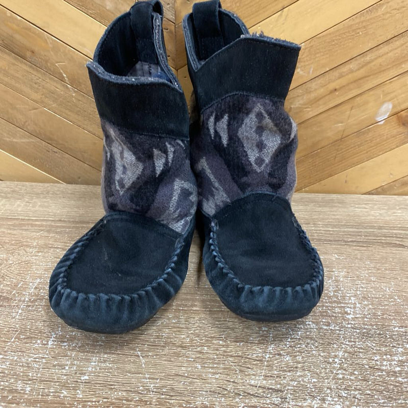 Manitobah Mukluks - Harvester boot: Black Grey -women-7