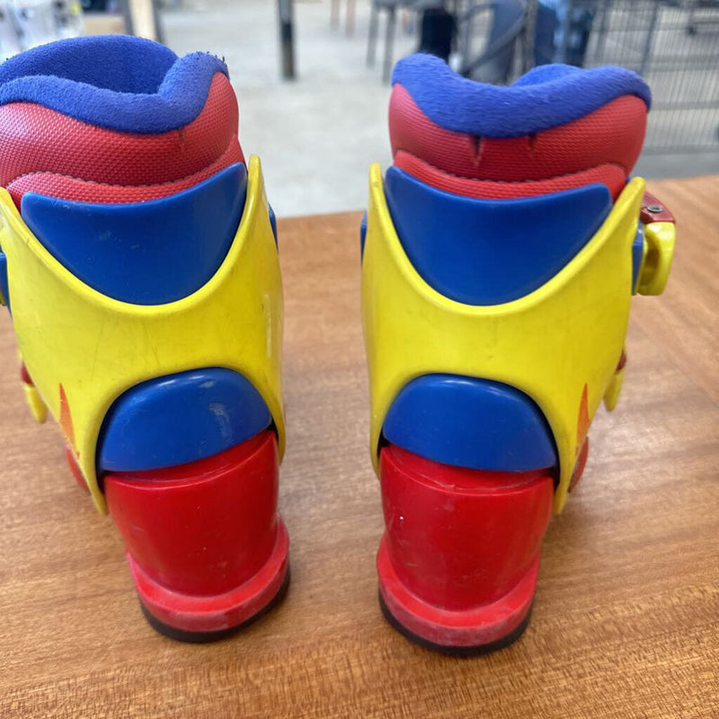 Tyrolia Walky Downhill ski boots with VIbram soles: red--22.5