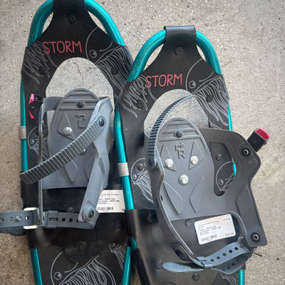 Tubbs - Storm kids snowshoes - MRSP $99: Black/blue--