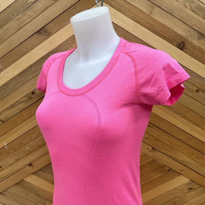 Lululemon - Women's Swiftly T-Shirt: Pink-women-SM