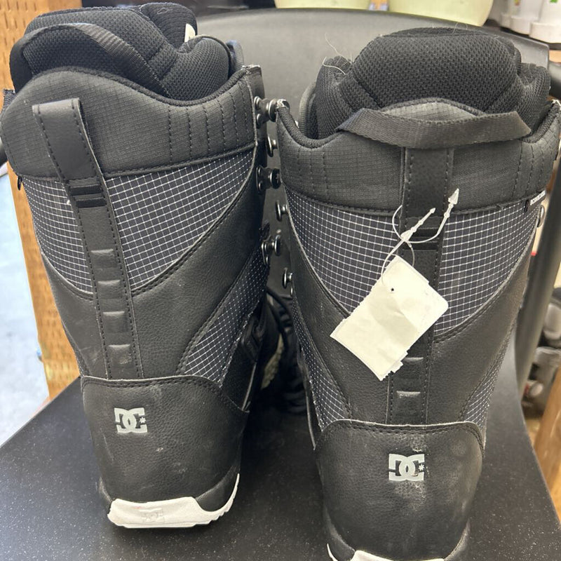 DC - Mutiny 2020 Snowboard Boots - MSRP compared $300: Black/White-men-M7