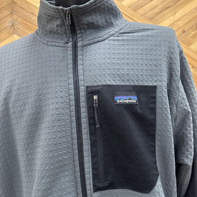 Patagonia - Men's R2 TechFace Fleece Jacket - MSRP $249: Grey-men-XXL