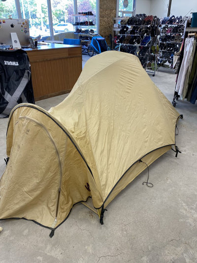 Moss - Stardome II Tent - MSRP $480: Burgundy/Beige--2-Person