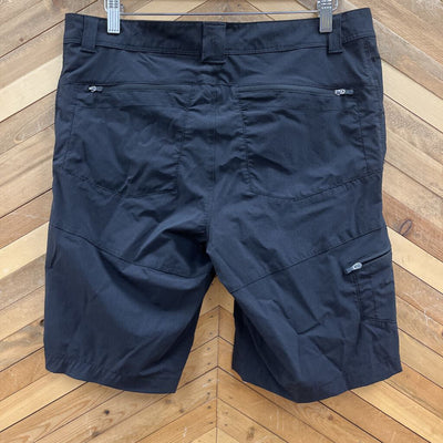 McKinley - Men's Hiking Shorts - MSRP comp $70: Black-men-32