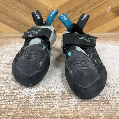 Scarpa - Women's Instinct VS Climbing Shoes - MSRP $239: Black/Blue-women-37.5