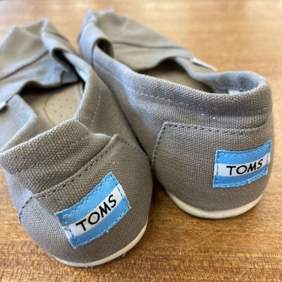 Toms - Women's Slip-On Shoes : Light Brown-women-8