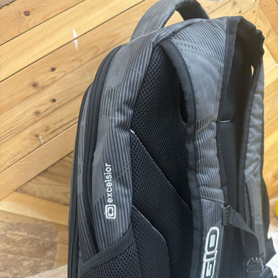 OGIO - Day Backpack - MSRP compared $215: Gray/Black/Orange-unisex-