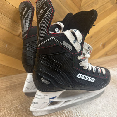 Bauer- NS Jr Skates- MSRP $ 80: Black -unisex-5Y