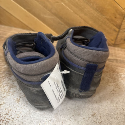 Stride Rite - Kid's Str Gavin Boots - MSRP $72: Navy Blue/Grey-children-9.5T