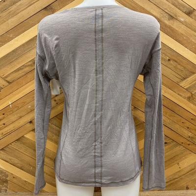 Lululemon - Women's L/S Shirt: Grey-women-MD