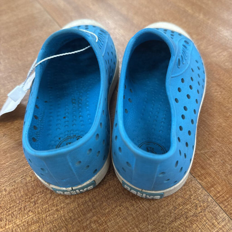 Native- kids water shoe - MSRP $ 48: Blue -children-9T