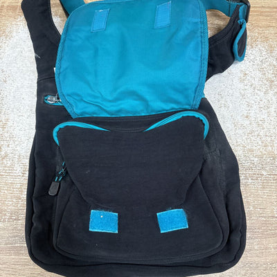 B - Shoulder Bag: Black/Teal Blue--