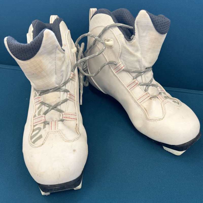 Rossignol - X-1 Classic XC Ski Boots - NNN - MSRP $150: White-unisex-38