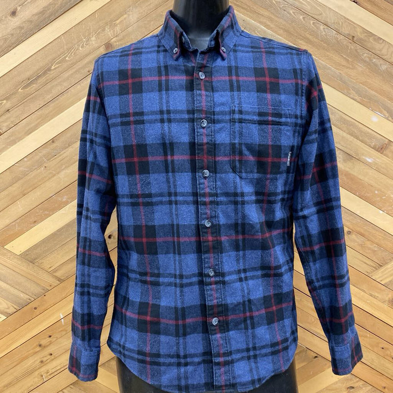 Eddie Bauer - Classic Fit Plaid Long Sleeve : Blue/Black/Red-men-SM