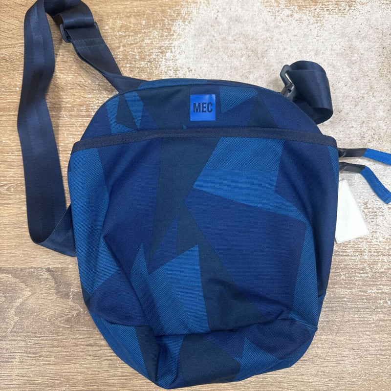 MEC Shoulder Bag MSRP 35 Navy Blue