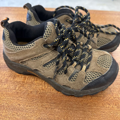 Merrell - Kids Hiking Shoes - MSRP $75: Brown/Black-children-