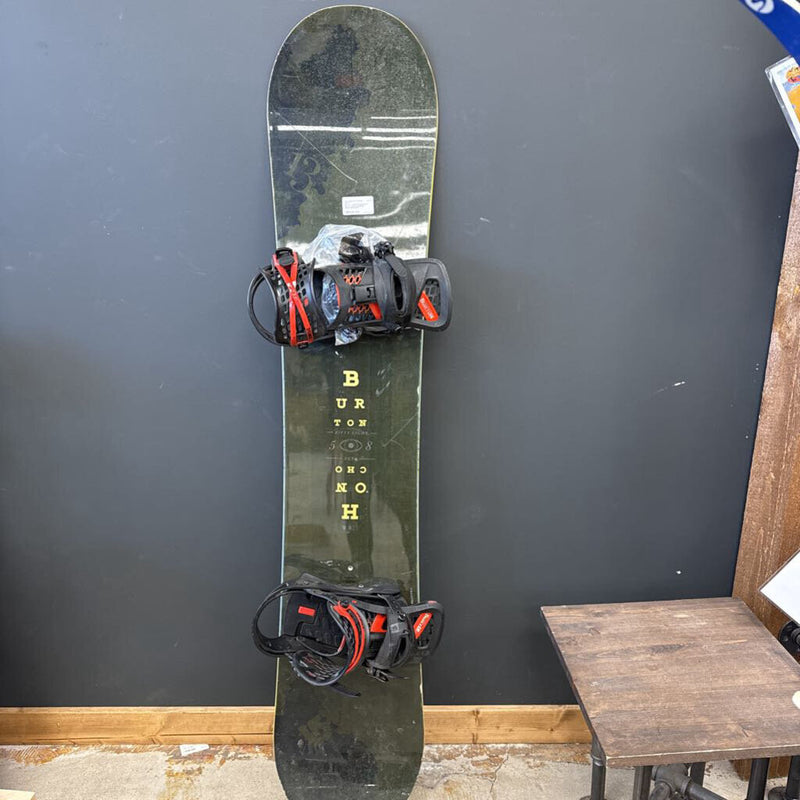 Burton - Honcho Snowboard - Burton Genesis Bindings - MSRP $525+$450: Black/Green/Gold--158W