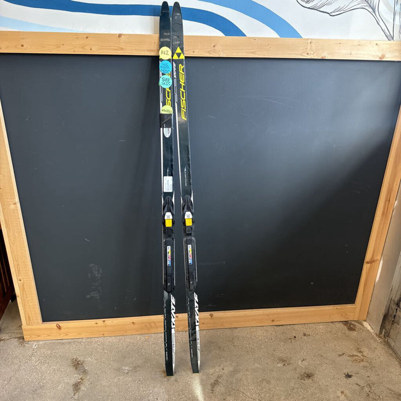 Fischer SCS Jr Skate Skis, SNS Access bindigns, MSRP $200: Black--142