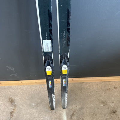 Fischer SCS Jr Skate Skis, SNS Access bindigns, MSRP $200: Black--142