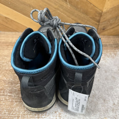 ECCO - Women's Gore-Tex Waterproof Hiking Boots - MSRP $225: Grey/Blue-women-W10