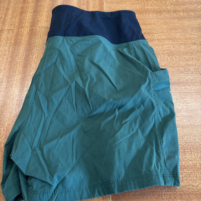 Outdoor Research - Women's Zendo Shorts - MSRP $80: Green/Black-women-LG