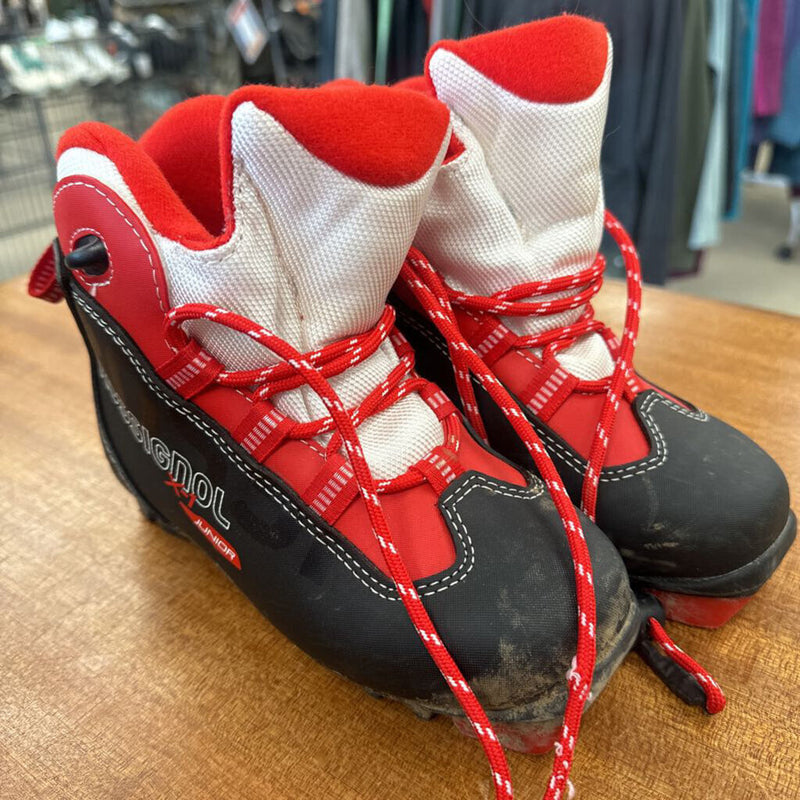 Rossignol - X1 Jr NNN Cross Country Ski Boots - MSRP $119: Black Red -children-32