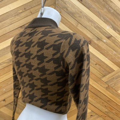 A.C.W. Houndstooth Pattern Sweater: Brown-women-XS