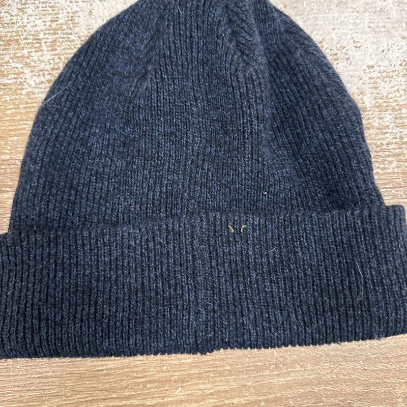 Black Ribbed Knit Beanie: Navy -unisex-