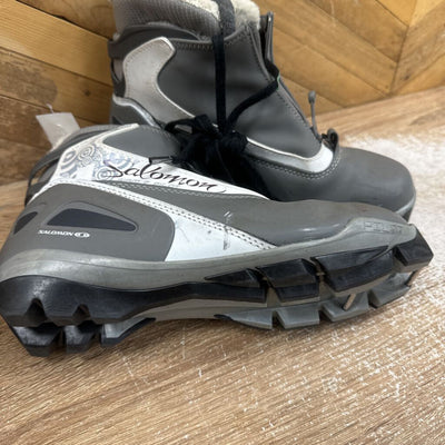 Salomon- Siam 7 Pilot XC Ski boot MSRP $180: Grey -women-40