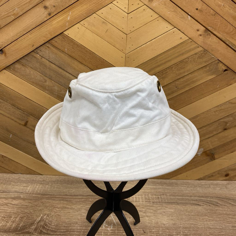 Tilley Endurable Outdoor Hat: White and green-unisex-