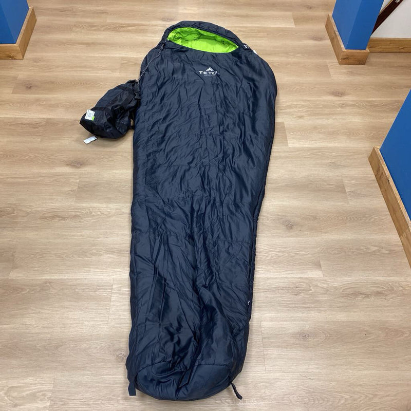 Teton Sports - LEEF 30F/-1C Mummy Sleeping Bag - MSRP $125: Black/Green-unisex-