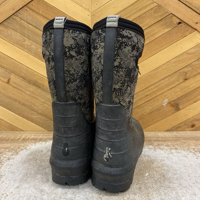 Bogs- Youth wnter classic boot- MSRP $ 110 : Black -children-7Y