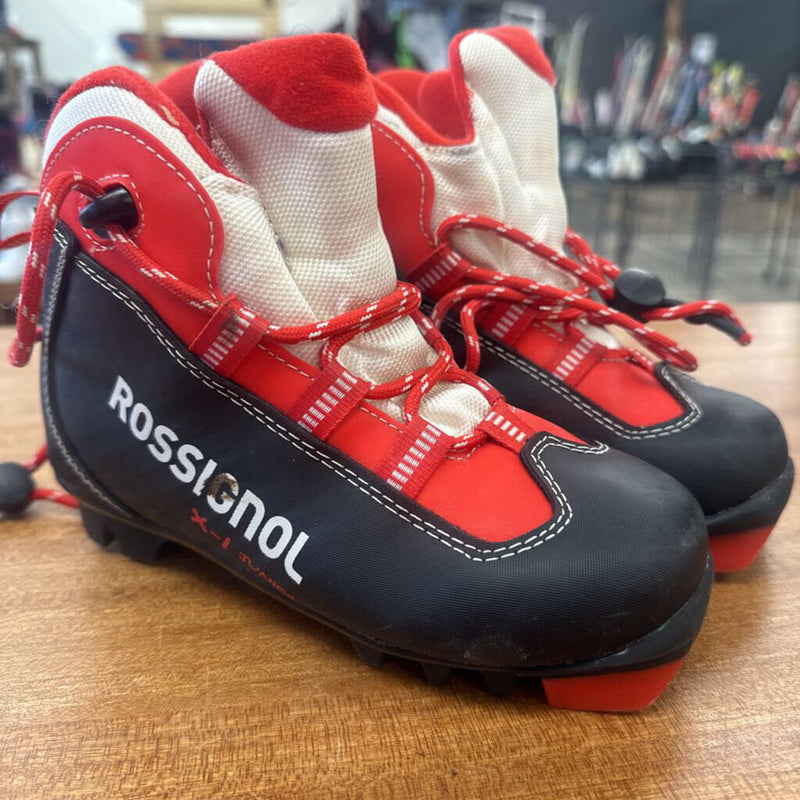 Rossignol- x-1Jr ski boot- MSRP $ 119: black white red -children-32