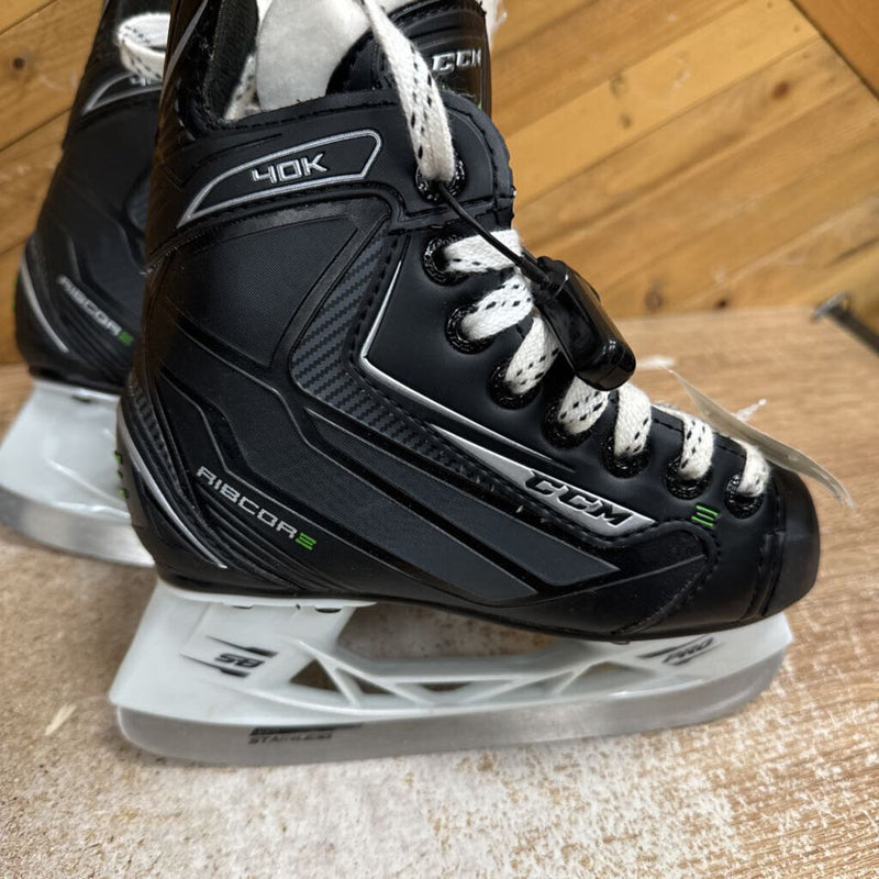 CCM - Youth Ribcor 40K Hockey Skates - MSRP $150: Black -children-11T